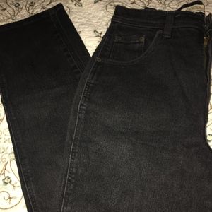 ST. JOHN'S BAY CLASSIC JEAN REG LADIES SZ 10 BLACK